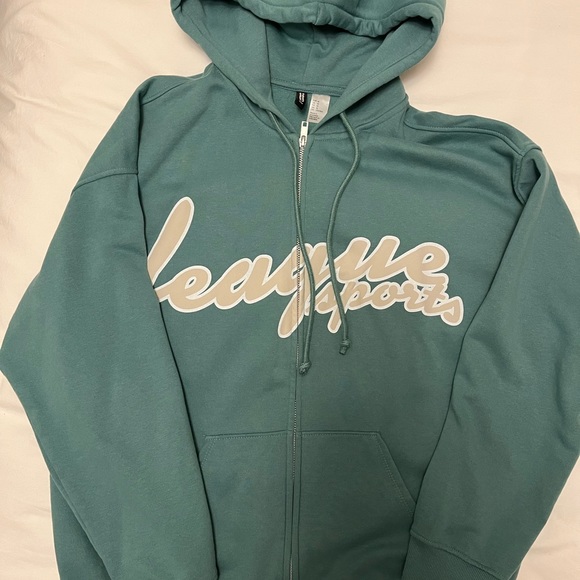 H&M womens zip up - Picture 1 of 1